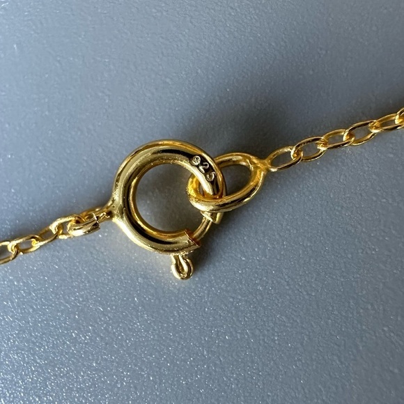 14k Gold Vermeil Dainty Bumble Bee Necklace - Picture 5 of 13
